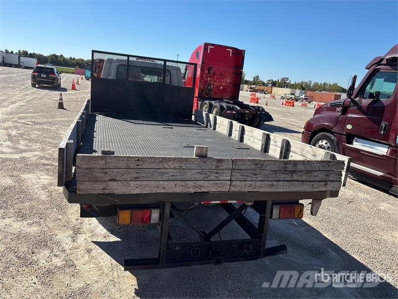 Isuzu NQR Camiones plataforma