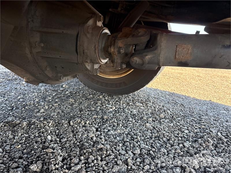 Isuzu NQR 4x2 Mobile Shredding Truck شاحنات أخرى