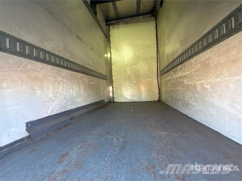Isuzu NQR 4x2 Mobile Shredding Truck شاحنات أخرى