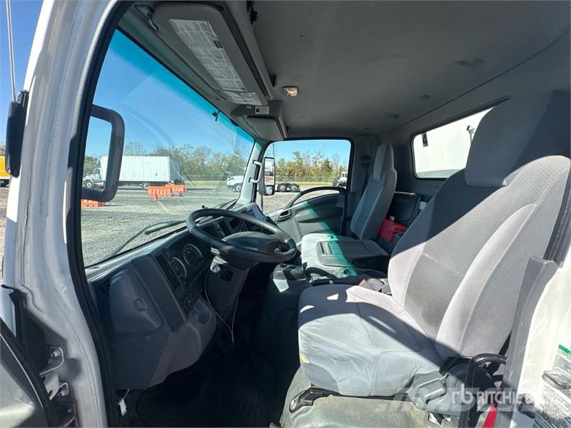 Isuzu NQR 4x2 Mobile Shredding Truck شاحنات أخرى