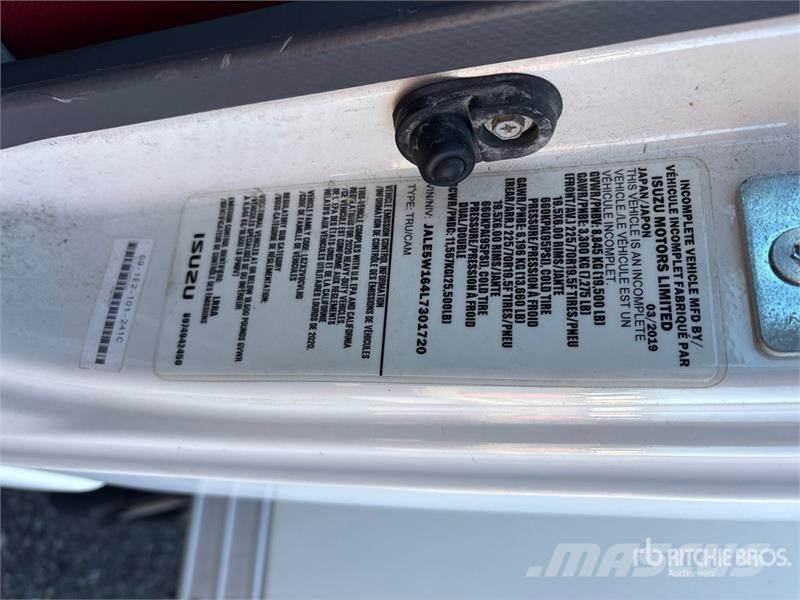 Isuzu NQR 4x2 Mobile Shredding Truck شاحنات أخرى