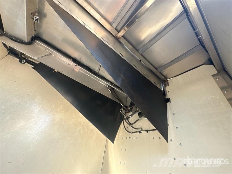 Isuzu NQR 4x2 Mobile Shredding Truck شاحنات أخرى
