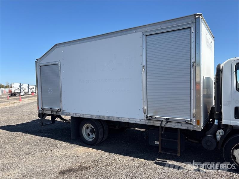 Isuzu NQR 4x2 Mobile Shredding Truck شاحنات أخرى