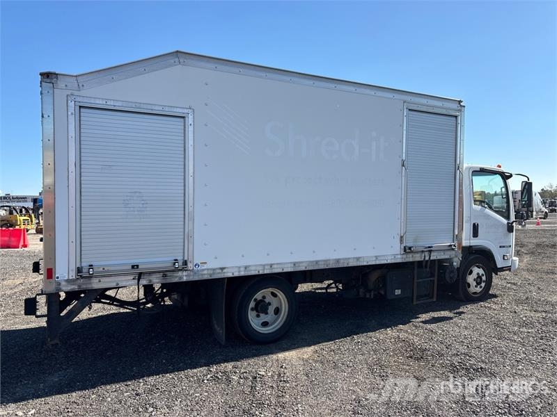 Isuzu NQR 4x2 Mobile Shredding Truck شاحنات أخرى