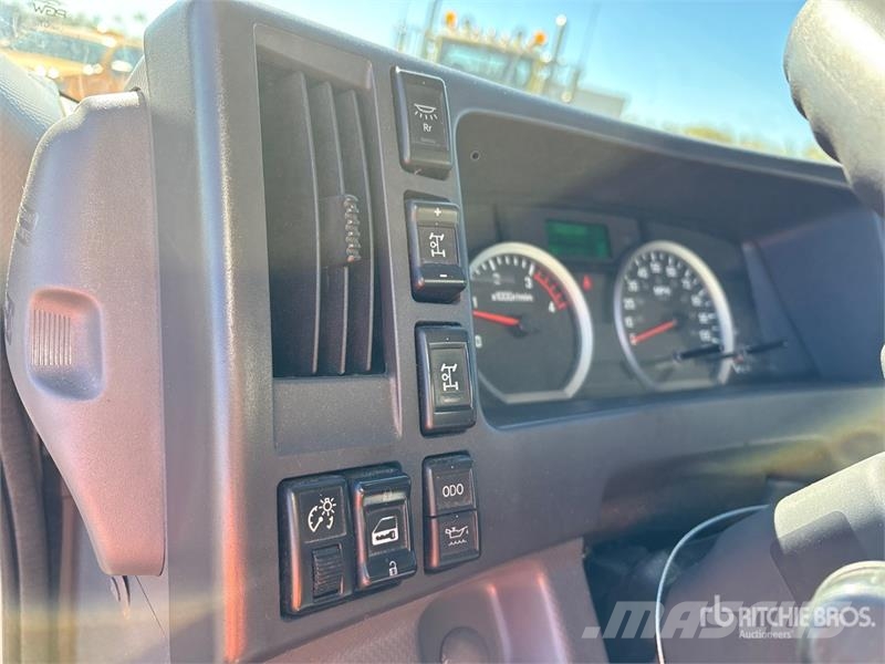 Isuzu NQR 4x2 Mobile Shredding Truck Muud veokid