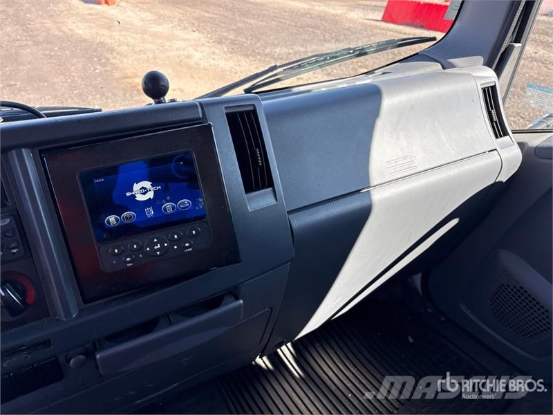 Isuzu NQR Mobile Shredding Truck Drugi tovornjaki