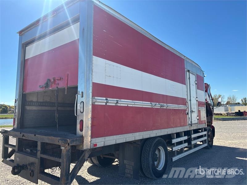 Isuzu T7F042 4x2 Refrigerated Truck Kravas automašīnas - refrižeratori