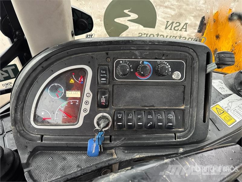 JCB 4CX 14HFCA 4x4x4 Backhoe Loader Ekskavatori-iekrāvēji