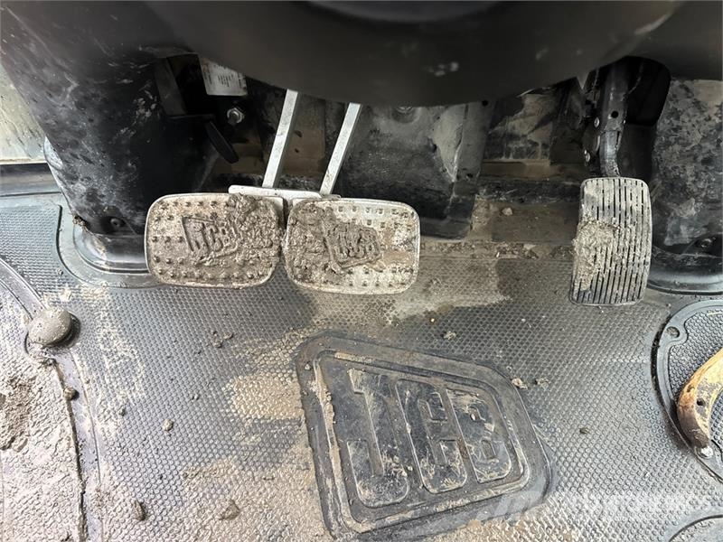 JCB 4CX 14HFCA 4x4x4 Backhoe Loader Ekskavatori-iekrāvēji
