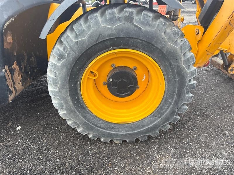 JCB 512-56 텔러 핸들러