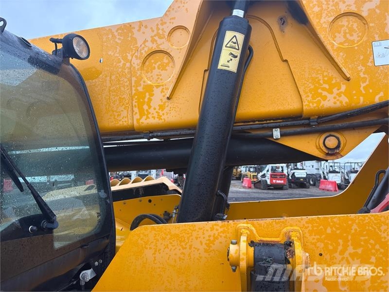 JCB 512-56 텔러 핸들러