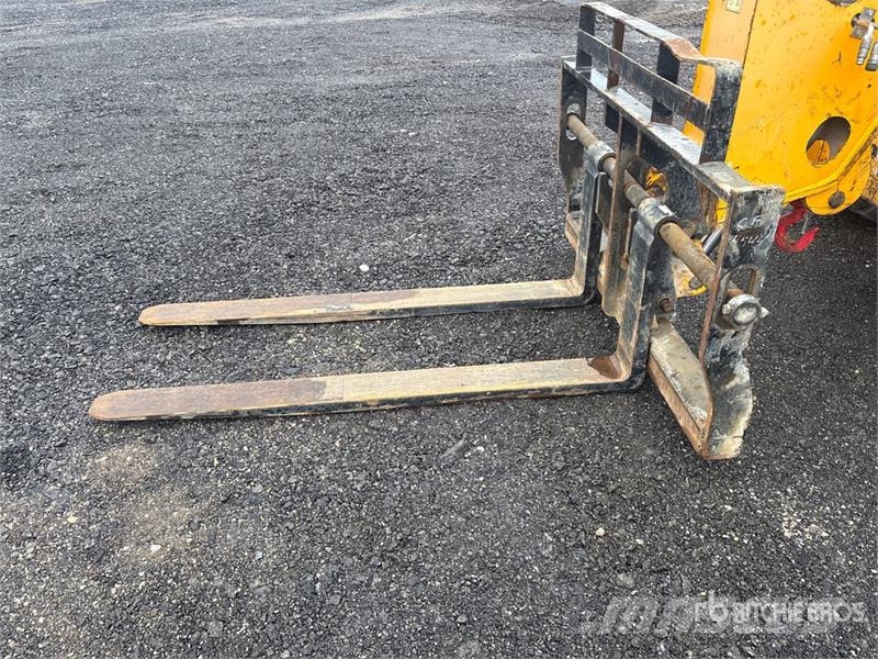 JCB 512-56 텔러 핸들러
