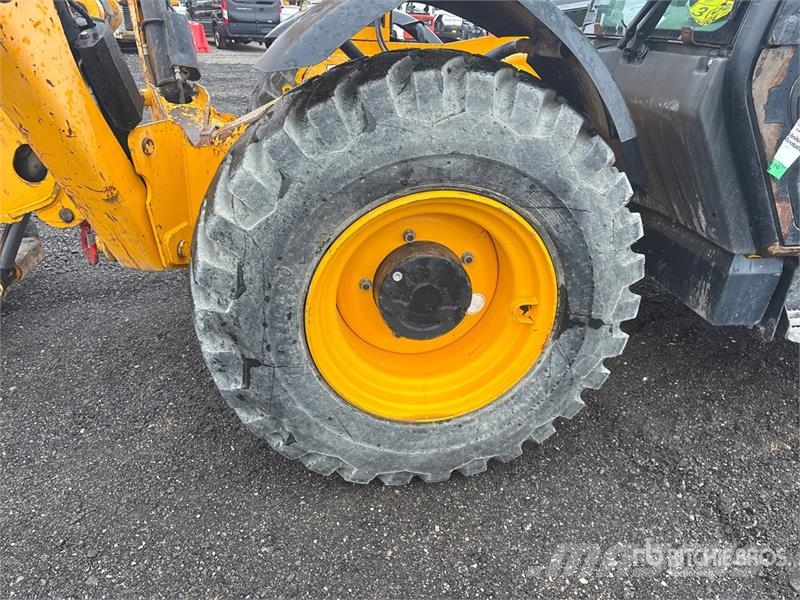 JCB 512-56 텔러 핸들러