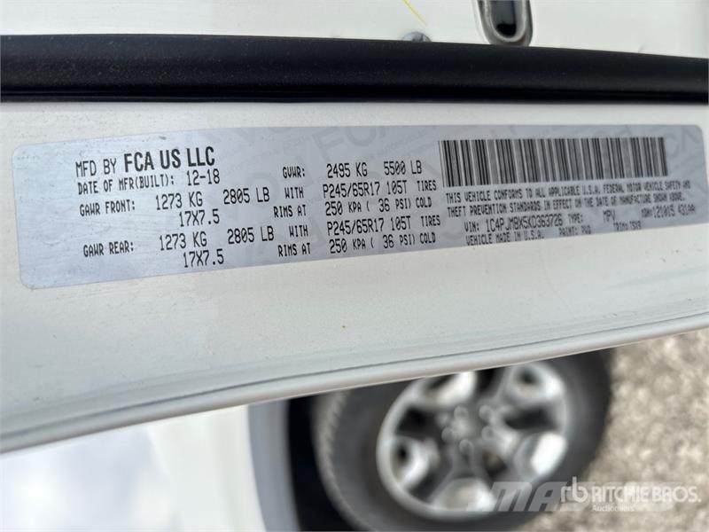 Jeep Cherokee 4WD SUV 汽车