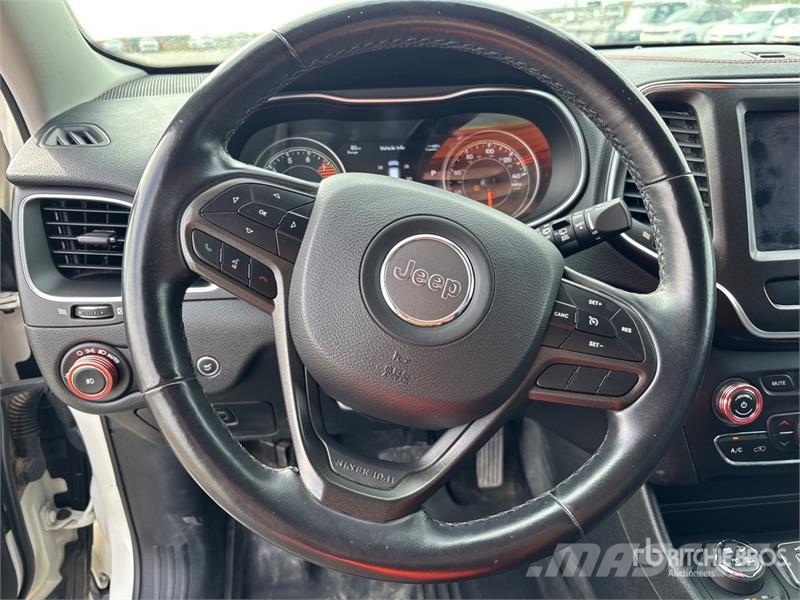 Jeep Cherokee 4WD SUV 汽车