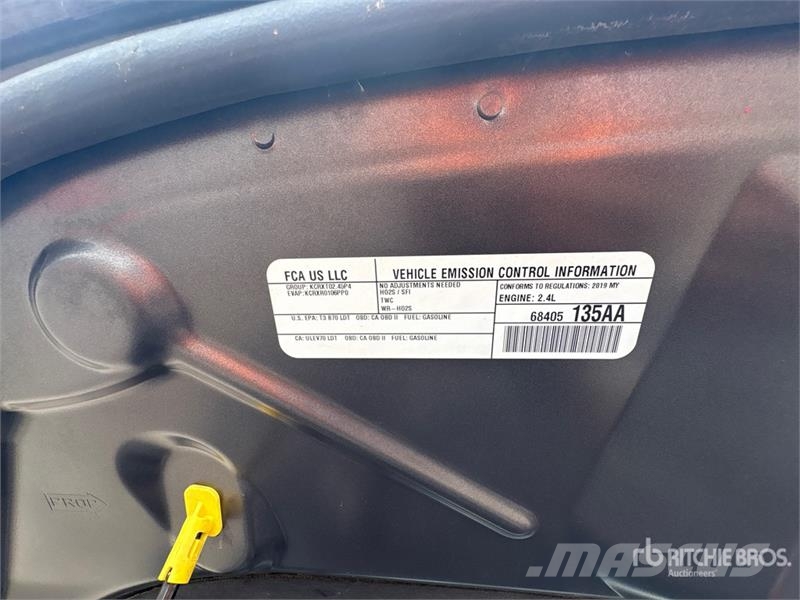 Jeep Compass 2WD SUV 汽車