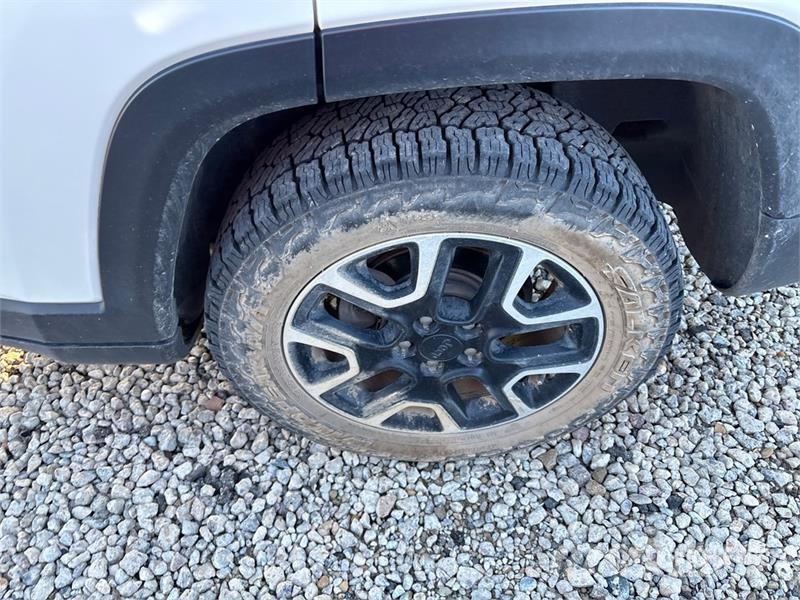 Jeep Compass 4WD SUV Cars