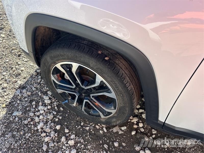 Jeep Compass Limited 4WD SUV Samochody osobowe