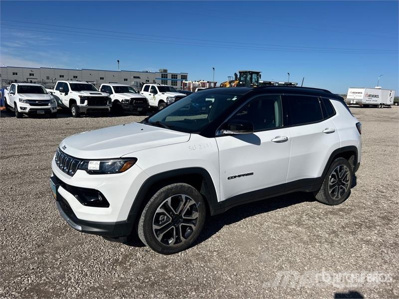 Jeep Compass Limited 4WD SUV Samochody osobowe