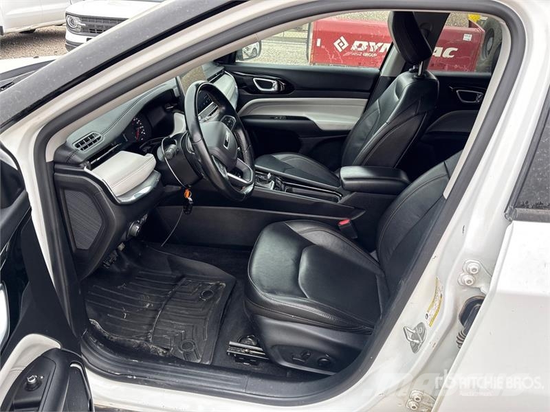 Jeep Compass Limited 4WD SUV Automašīnas