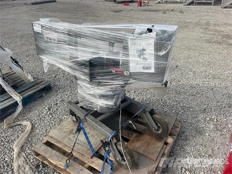 Jet HVBS-10-DMW Band Saw 건설 장비 - 기타