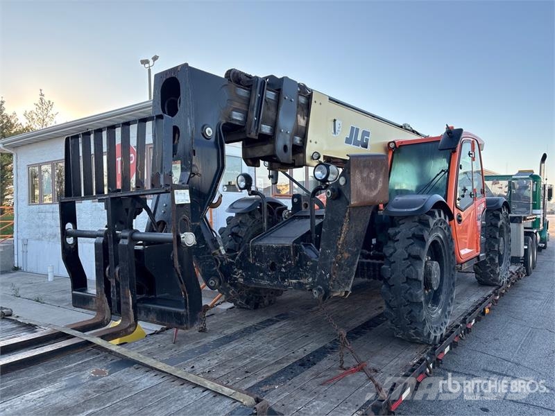 JLG 1055 مناولات متداخلة
