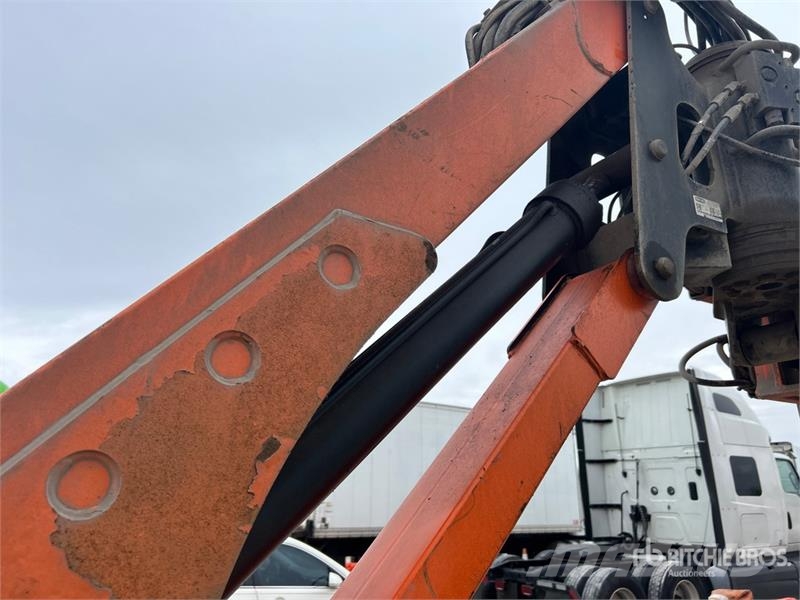 JLG 1350SJP 4WD Diesel Telescopic Boom Lift Telescopic boom lifts