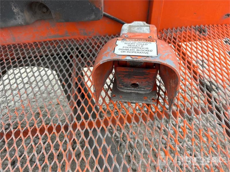JLG 1350SJP 4WD Diesel Telescopic Boom Lift Telescopic boom lifts