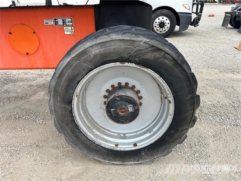 JLG 1350SJP 4WD Diesel Telescopic Boom Lift Telescopic boom lifts
