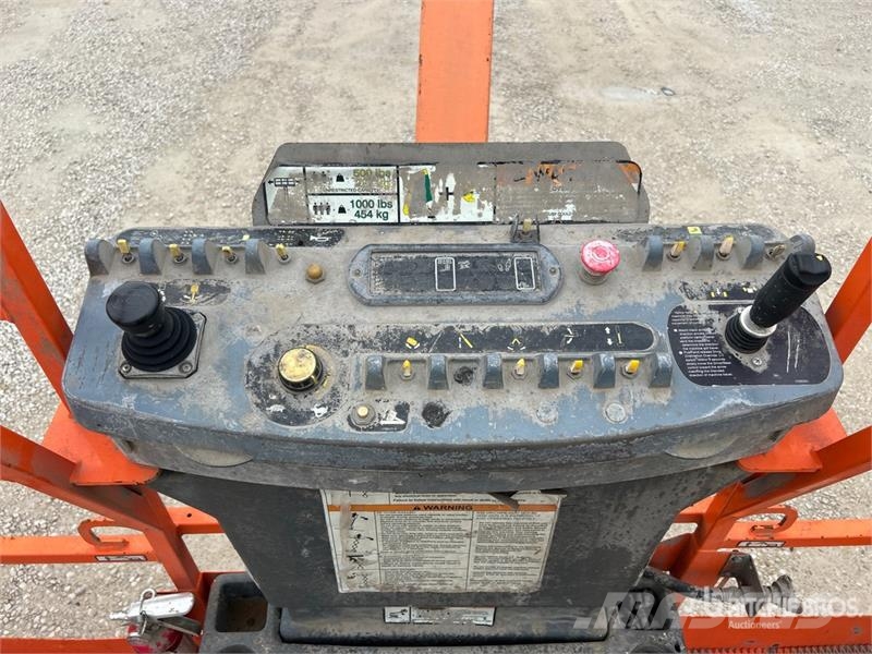 JLG 1350SJP 4WD Diesel Telescopic Boom Lift Telescopic boom lifts