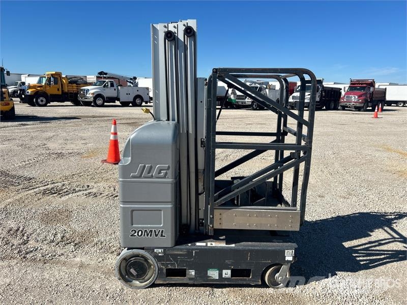 JLG 20MVL Vertical Mast Lift Plataformas de Mastro Vertical