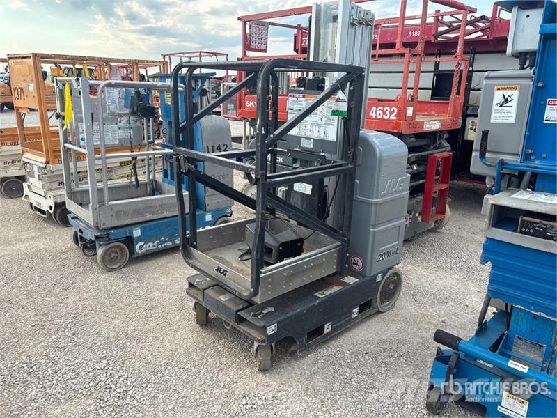 JLG 20MVL Vertical Mast Lift Vertikālie pacēlāji