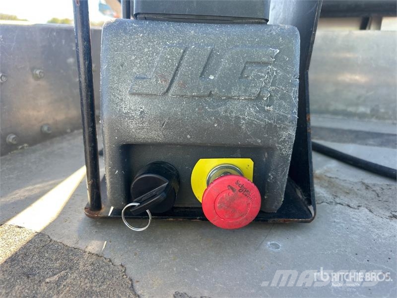 JLG 20MVL Vertical Mast Lift Plataformas de Mastro Vertical