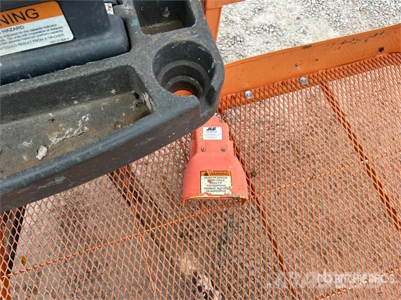 JLG 400S 4WD Diesel Telescopic Boom Lift Teleskopiskie pacēlāji