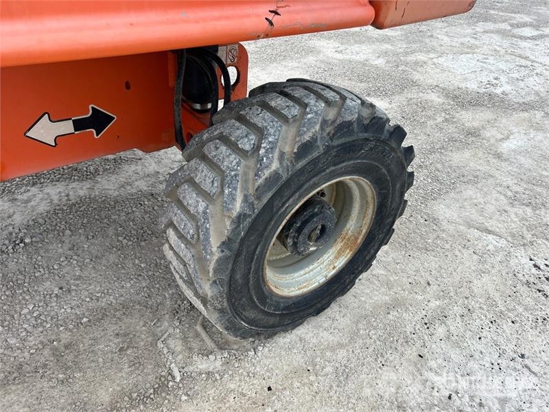 JLG 400S 4WD Diesel Telescopic Boom Lift Teleskopiskie pacēlāji