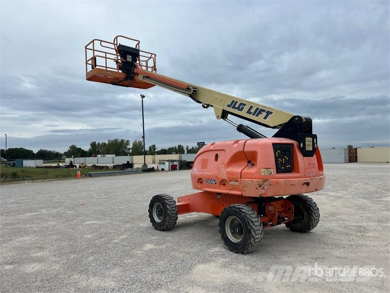 JLG 400S 4WD Diesel Telescopic Boom Lift Teleskopiskie pacēlāji