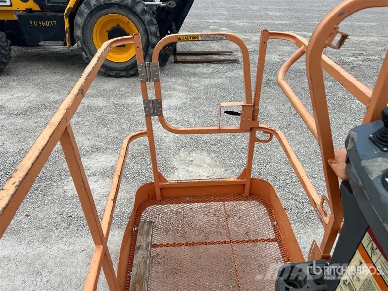 JLG 400S 4WD Diesel Telescopic Boom Lift Teleskopiskie pacēlāji