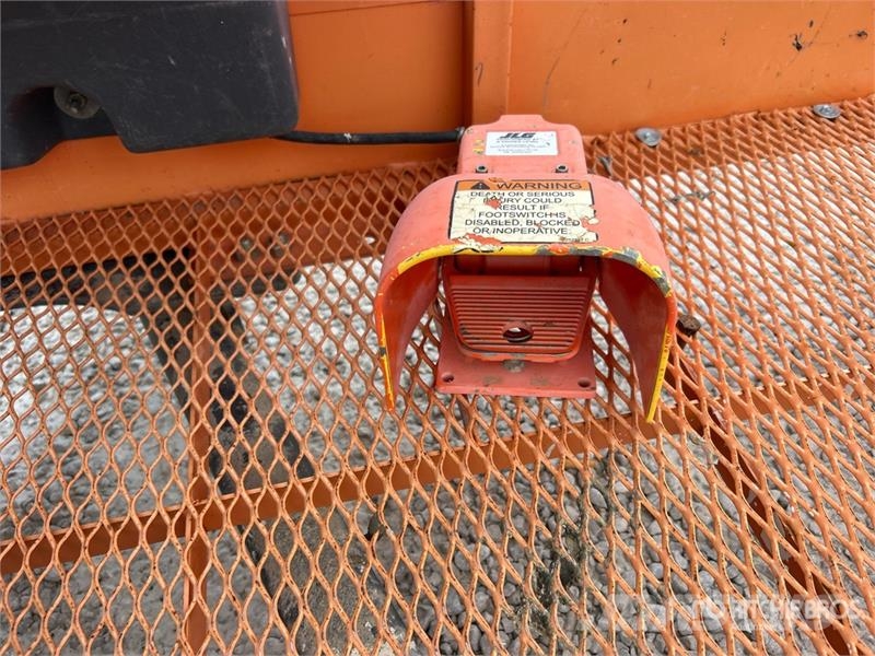 JLG 400S 4WD Diesel Telescopic Boom Lift Teleskopiskie pacēlāji