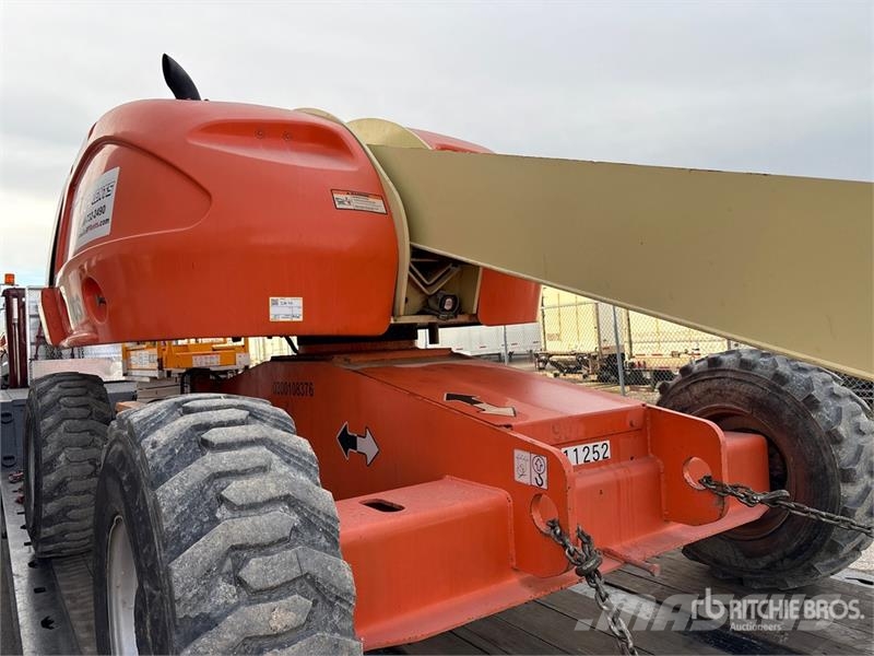 JLG 400S Telescopic Boom Lift Nacelles télescopiques