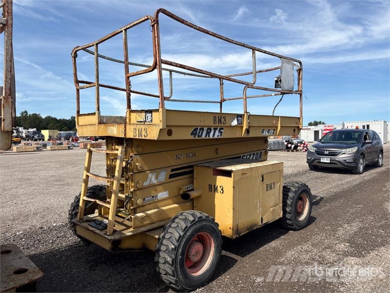 JLG 40RTS 4x4 Diesel Scissor Lift Scissor lifts