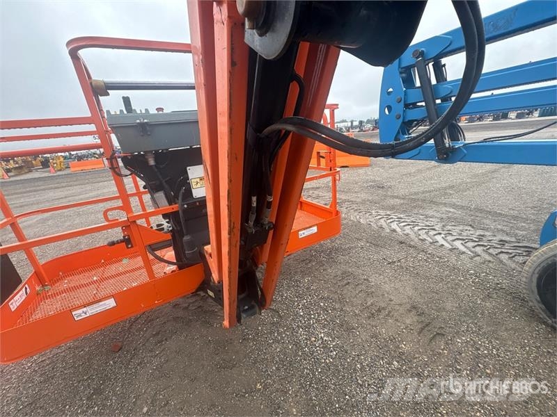 JLG 450AJ 4WD Diesel Articulating Boom Lift Strēles pacēlāji