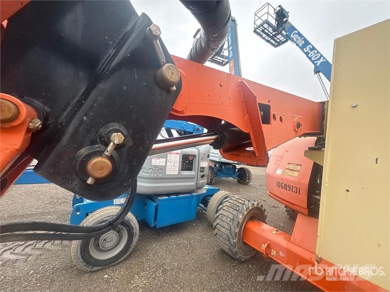 JLG 450AJ 4WD Diesel Articulating Boom Lift Strēles pacēlāji