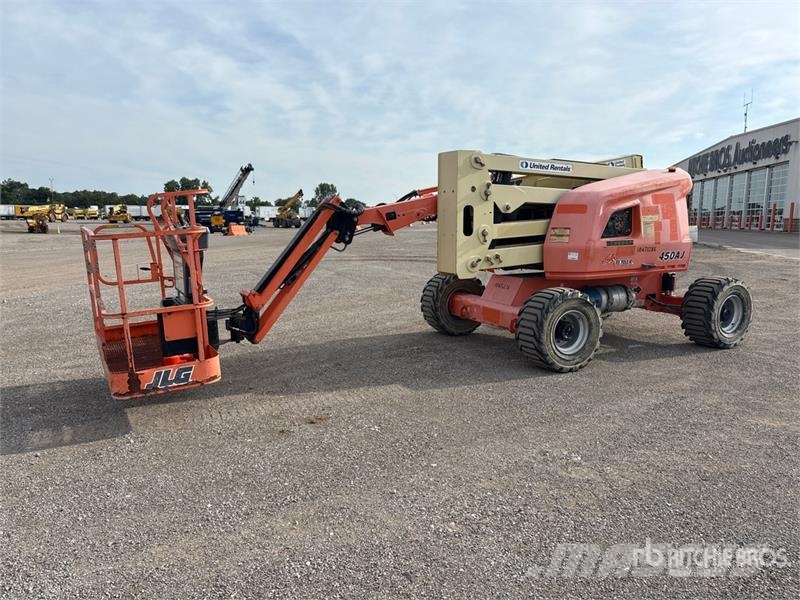 JLG 450AJ 4WD Dual Fuel Articulating Boom Lift Piattaforme a braccio articolato