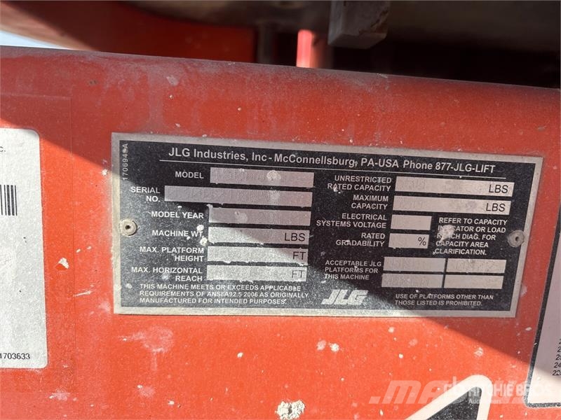 JLG 450AJ 4WD Dual Fuel Articulating Boom Lift Piattaforme a braccio articolato