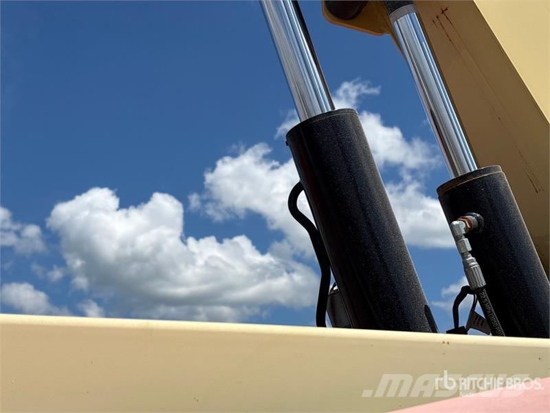 JLG 450AJ 4WD Gasoline Articulating Boom Lift Piattaforme a braccio articolato