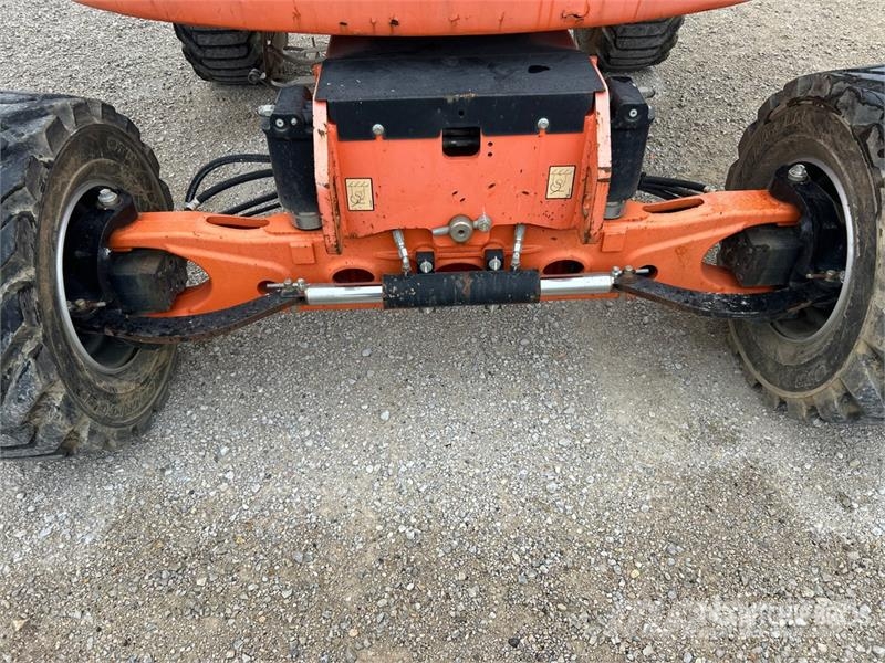 JLG 450AJ 4WD Gasoline Articulating Boom Lift 관절형 전동이동 리프트