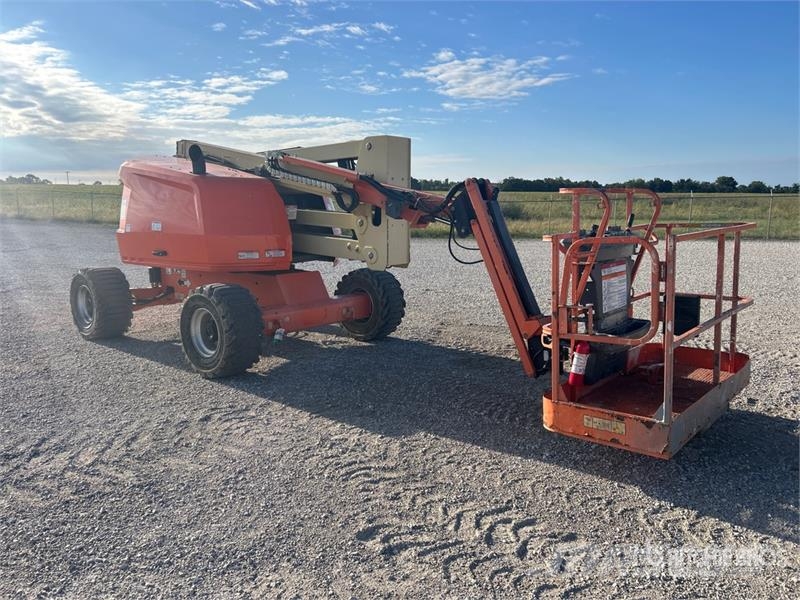 JLG 450AJ 4WD Gasoline Articulating Boom Lift Piattaforme a braccio articolato