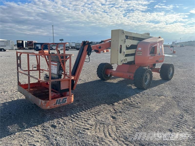JLG 450AJ 4WD Gasoline Articulating Boom Lift Piattaforme a braccio articolato
