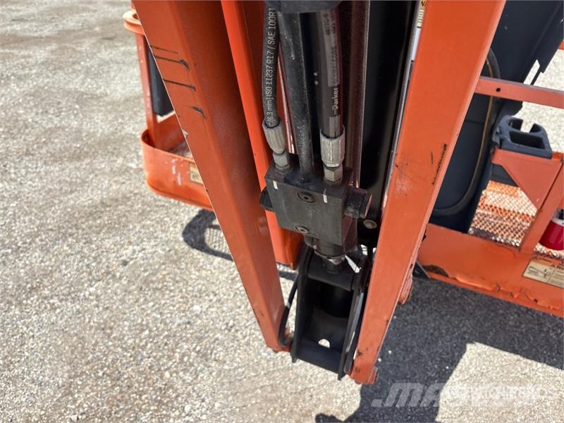 JLG 450AJ 4WD Gasoline Articulating Boom Lift Piattaforme a braccio articolato