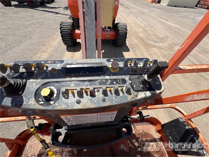 JLG 450AJ 4WD Gasoline Articulating Boom Lift Piattaforme a braccio articolato